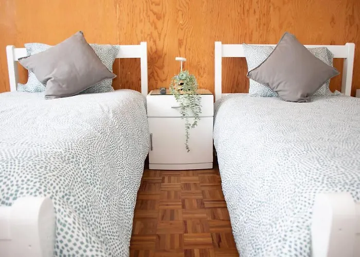 Apartamento Delightful 4br Cozy Heart Of Artist District