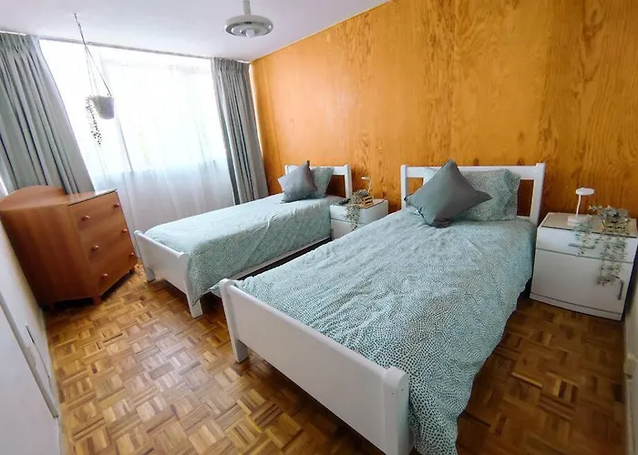Delightful 4br Cozy Heart Of Artist District Apartamento *