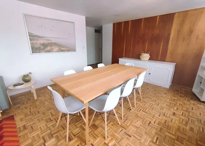 Apartamento Delightful 4br Cozy Heart Of Artist District *