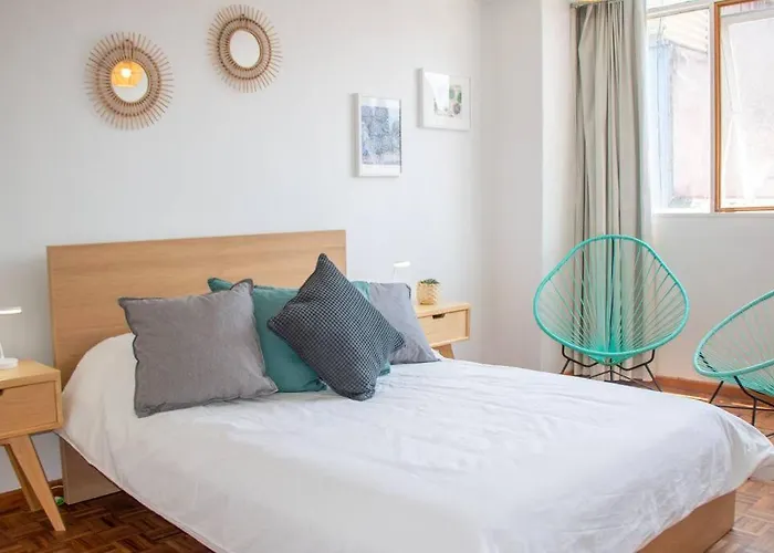 Delightful 4br Cozy Heart Of Artist District Apartamento *